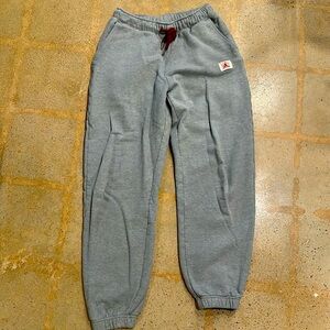 Jordan x Teyana Taylor Women's Fleece Pants	
Size XS (0–2)